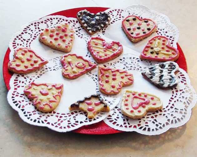 Cookies on platter